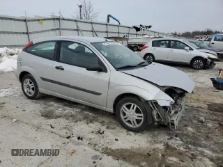2004 Ford Focus ZX3 with VIN 3FAFP31324R124430, listed as a Copart auction lot 41937175 with 132,169 mi miles and Salvage Title. Bid and sale history available at carsss.com. Image 4.