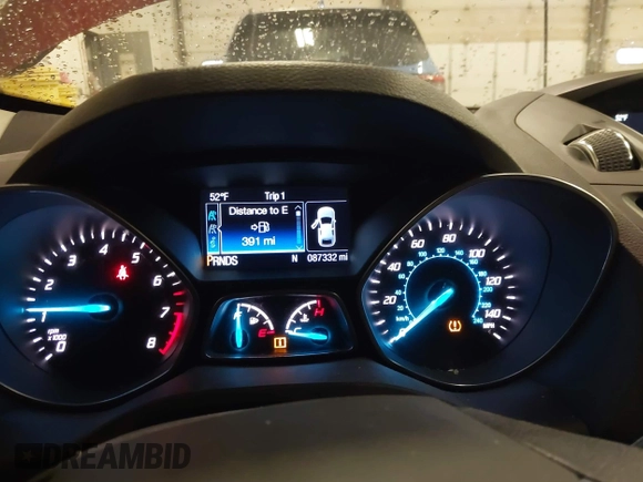 2016 Ford Escape SE with VIN 1FMCU9G97GUA86187, listed as a IAAI auction lot 41715213 with 87,332 mi miles. Bid and sale history available at carsss.com. Image 7.