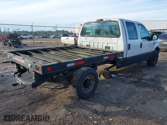 2004 Ford F-350 XL with VIN 1FTSW30L04EC56795, listed as a IAAI auction lot 41628682 with Not Provided miles and . Bid and sale history available at DreamBid. Image 4.