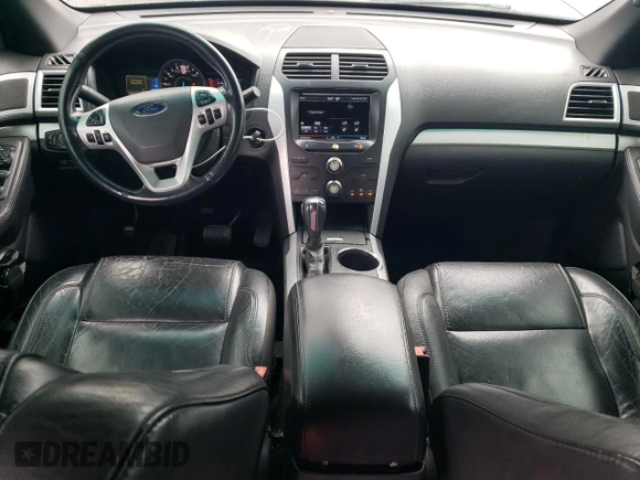 2013 Ford Explorer XLT z VIN 1FM5K7D81DGC78651, wystawiony jako Copart lot #55782965 z przebiegiem 134 593 mil mil oraz Czysty tytuł • Clean title. Historia ofert i sprzedaży dostępna na DreamBid. Obrazek 8.