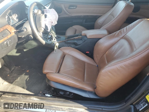 2008 BMW 3 Series 328xi z VIN WBAWV53578P079392, wystawiony jako Copart lot #77934964 z przebiegiem 140 381 mil mil oraz Szkoda całkowita • Salvage title. Historia ofert i sprzedaży dostępna na DreamBid. Obrazek 7.