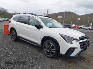 2024 Subaru Ascent Limited z VIN 4S4WMAUD9R3432143, wystawiony jako IAAI lot #41917492 z przebiegiem 13 539 mil mil oraz . Historia ofert i sprzedaży dostępna na DreamBid. Obrazek 1.