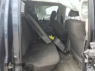 2018 Nissan Frontier SV z VIN 1N6DD0ER6JN719185, wystawiony jako Copart lot #54620055 z przebiegiem 83 301 mil mil oraz Szkoda całkowita • Salvage title. Historia ofert i sprzedaży dostępna na DreamBid. Obrazek 10.
