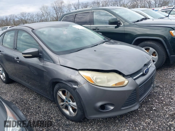 2013 Ford Focus SE z VIN 1FADP3F29DL125404, wystawiony jako IAAI lot #41957990 z przebiegiem 187 000 mil mil oraz . Historia ofert i sprzedaży dostępna na DreamBid. Obrazek 1.