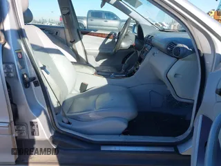 2001 Mercedes-Benz C 320 with VIN WDBRF64J41F033463, listed as a IAAI auction lot 38286733 with 236,726 mi miles and . Bid and sale history available at DreamBid. Image 5.