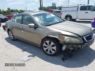 2009 Honda Accord EX-L z VIN 1HGCP26839A042818, wystawiony jako IAAI lot #42364594 z przebiegiem 141 336 mil mil oraz . Historia ofert i sprzedaży dostępna na DreamBid. Obrazek 1.