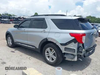 2023 Ford Explorer XLT with VIN 1FMSK7DH5PGB69004, listed as a IAAI auction lot 42517662 with 18,299 mi miles and . Bid and sale history available at DreamBid. Image 3.
