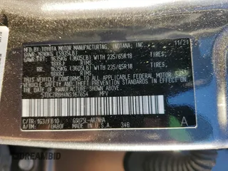 2022 Toyota Highlander L z VIN 5TDCZRBH4NS167654, wystawiony jako Copart lot #78988884 z przebiegiem 43 416 mil mil oraz Szkoda całkowita • Salvage title. Historia ofert i sprzedaży dostępna na DreamBid. Obrazek 13.