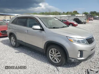 2014 Kia Sorento LX with VIN 5XYKT3A6XEG533396, listed as a Copart auction lot 51824465 with 181,115 mi miles and Clean Title. Bid and sale history available at DreamBid. Image 4.