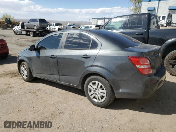 2019 Chevrolet Sonic LS z VIN 1G1JB5SB3K4136220, wystawiony jako Copart lot #50781265 z przebiegiem 45 308 mil mil oraz Nie do naprawy • Non repairable. Historia ofert i sprzedaży dostępna na DreamBid. Obrazek 2.