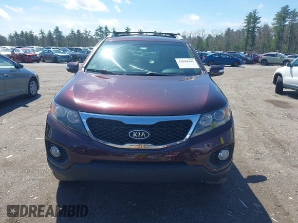 2012 Kia Sorento EX with VIN 5XYKU3A65CG299100, listed as a IAAI auction lot 42098445 with 172,203 mi miles. Bid and sale history available at carsss.com. Image 12.