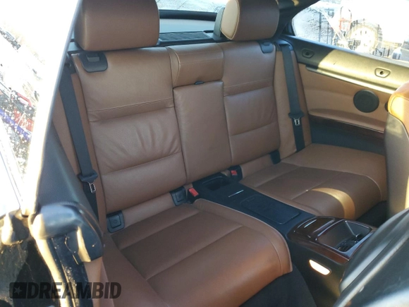 2012 BMW 3 Series 328i z VIN WBADW3C51CE824263, wystawiony jako Copart lot #42256095 z przebiegiem 181 022 mil mil oraz Nie do naprawy • Non repairable. Historia ofert i sprzedaży dostępna na DreamBid. Obrazek 10.