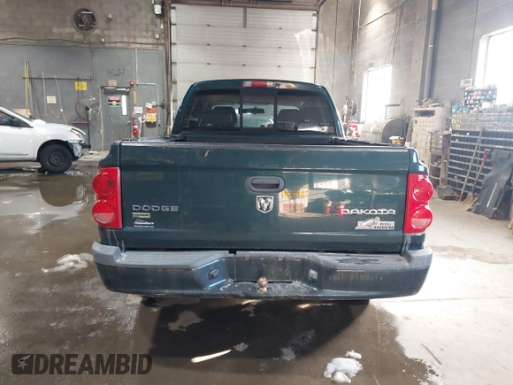 2011 Ram Dakota Bighorn/Lonestar with VIN 1D7RW3GP4BS636444, listed as a IAAI auction lot 41588605 with 119,173 mi miles. Bid and sale history available at carsss.com. Image 16.