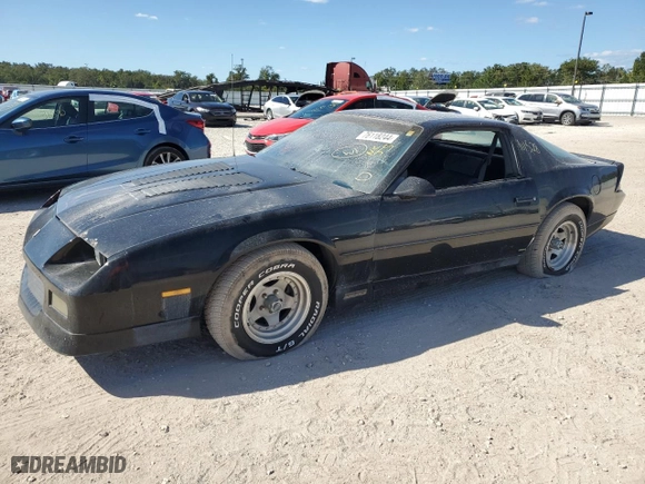 1986 Chevrolet Camaro Z28 Sport with VIN 1G1FP87H9GL103645, listed as a Copart auction lot 76118244 with 101,528 mi miles and Non Repairable. Bid and sale history available at carsss.com. Image 1.