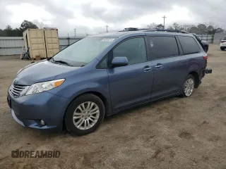 2016 Toyota Sienna XLE with VIN 5TDYK3DCXGS753500, listed as a Copart auction lot 48899215 with 131,895 mi miles and Salvage Title. Bid and sale history available at carsss.com. Image 1.