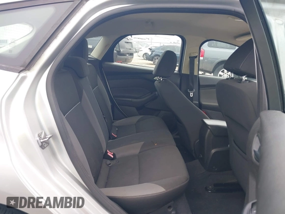 2013 Ford Focus SE with VIN 1FADP3K20DL279912, listed as a IAAI auction lot 41879460 with 189,782 mi miles. Bid and sale history available at carsss.com. Image 8.