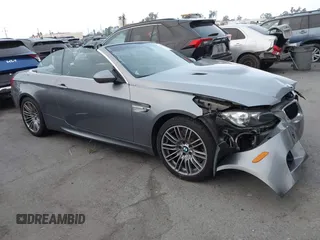 2012 BMW M3 z VIN WBSDX9C56CE785097, wystawiony jako IAAI lot #40283113 z przebiegiem 63 514 mil mil oraz . Historia ofert i sprzedaży dostępna na DreamBid. Obrazek 1.