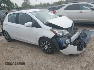 2017 Toyota Yaris L z VIN VNKKTUD32HA078479, wystawiony jako IAAI lot #42431719 z przebiegiem 60 741 mil mil oraz . Historia ofert i sprzedaży dostępna na DreamBid. Obrazek 1.