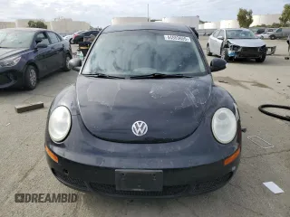 2007 Volkswagen New Beetle Coupe with VIN 3VWEG31C57M508688, listed as a Copart auction lot 44553655 with 70,569 mi miles and Clean Title. Bid and sale history available at carsss.com. Image 5.
