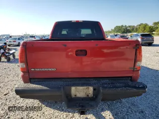 2002 Chevrolet Silverado 1500HD LT z VIN 1GCGK13UX2F163509, wystawiony jako Copart lot #73054424 z przebiegiem 438 736 mil mil oraz Szkoda całkowita • Salvage title. Historia ofert i sprzedaży dostępna na DreamBid. Obrazek 6.