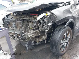 2018 Toyota RAV4 LE with VIN JTMZFREV8JJ729812, listed as a IAAI auction lot 41755640 with 43,630 mi miles. Bid and sale history available at carsss.com. Image 6.