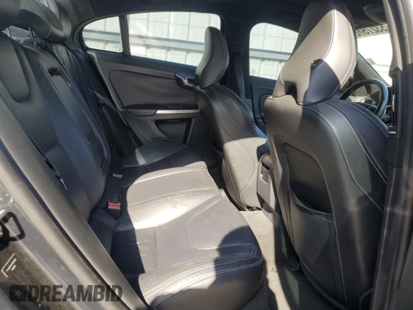 2015 Volvo S60 T5 Drive-E Premier с VIN YV140MFK2F1350695, выставлен на аукционе Copart как лот 53275725 с пробегом 98 962 миль миль и Списание • Salvage title. История ставок и продаж доступна на DreamBid. Изображение 10.