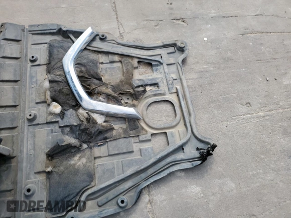 2017 Nissan Rogue SV z VIN JN1BJ1CP2HW027992, wystawiony jako Copart lot #53279025 z przebiegiem 110 370 mil mil oraz Szkoda całkowita • Salvage title. Historia ofert i sprzedaży dostępna na DreamBid. Obrazek 15.