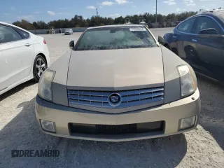 2006 Cadillac XLR z VIN 1G6YV36AX65603381, wystawiony jako Copart lot #77526894 z przebiegiem Nie podano mil oraz Nie do naprawy. Historia ofert i sprzedaży dostępna na DreamBid. Obrazek 5.