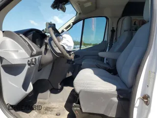 2016 Ford Transit Cargo with VIN 1FTYE1ZM8GKA12752, listed as a Copart auction lot 45479515 with 260,874 mi miles and Clean Title. Bid and sale history available at carsss.com. Image 7.