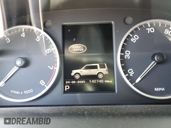 2015 Land Rover LR4 Lux with VIN SALAK2V65FA769113, listed as a Copart auction lot 62270925 with 140,746 mi miles and Clean title. Bid and sale history available at DreamBid. Image 9.
