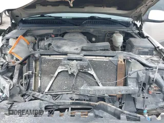 2005 Chevrolet Avalanche LS with VIN 3GNEK12TX5G247758, listed as a IAAI auction lot 42433210 with 183,046 mi miles and . Bid and sale history available at DreamBid. Image 10.