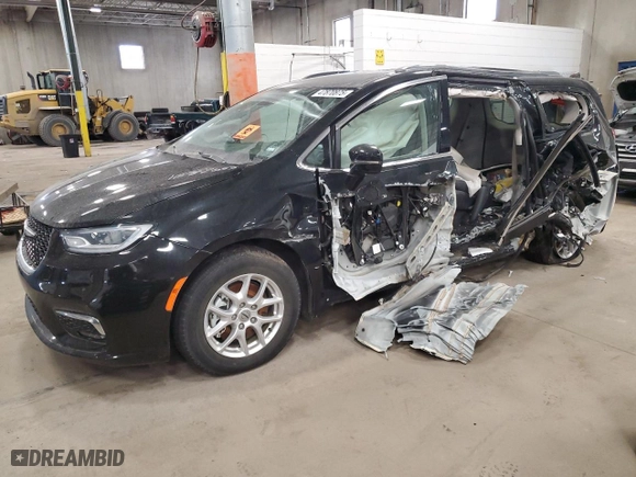 2021 Chrysler Pacifica Touring L with VIN 2C4RC1BG1MR574665, listed as a Copart auction lot 47870875 with 0 mi miles and Salvage Title. Bid and sale history available at carsss.com. Image 1.