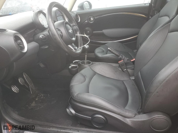 2011 MINI Cooper Hardtop S with VIN WMWSV3C5XBTY23889, listed as a Copart auction lot 52144945 with 68,311 mi miles and Salvage Title. Bid and sale history available at carsss.com. Image 7.