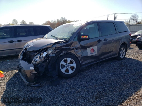 2019 Toyota Sienna L with VIN 5TDZZ3DC2KS989647, listed as a Copart auction lot 53489345 with 128,148 mi miles and Clean Title. Bid and sale history available at carsss.com. Image 1.