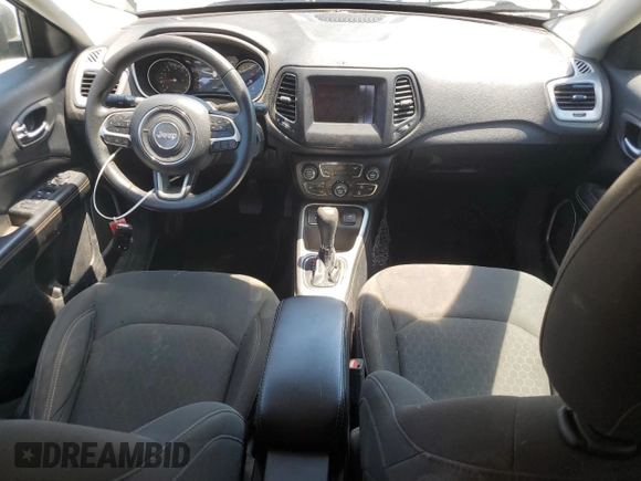 2019 Jeep Compass Sport z VIN 3C4NJCAB3KT726316, wystawiony jako Copart lot #63980245 z przebiegiem 142 357 mil mil oraz Czysty tytuł • Clean title. Historia ofert i sprzedaży dostępna na DreamBid. Obrazek 8.