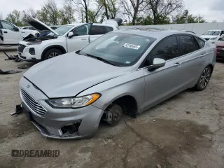 2020 Ford Fusion SE with VIN 3FA6P0T9XLR202077, listed as a Copart auction lot 52788485 with 109,989 mi miles and Salvage title. Bid and sale history available at DreamBid. Image 1.