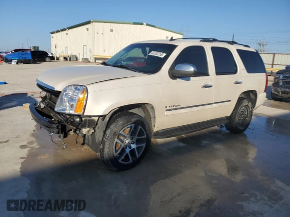 2009 GMC Yukon SLT w/4SB with VIN 1GKFK33099R167410, listed as a Copart auction lot 43352255 with 326,972 mi miles and Salvage Title. Bid and sale history available at carsss.com. Image 1.