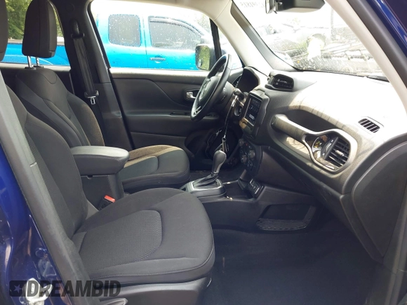 2018 Jeep Renegade Latitude z VIN ZACCJABB8JPH95034, wystawiony jako IAAI lot #42391815 z przebiegiem 47 562 mil mil oraz . Historia ofert i sprzedaży dostępna na DreamBid. Obrazek 5.