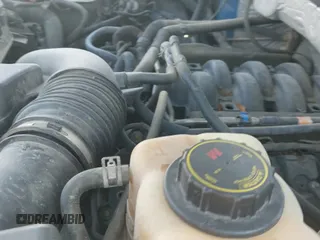 2011 Ford F-150 XL с VIN 1FTFW1CFXBFD27648, выставлен на аукционе IAAI как лот 43335723 с пробегом 210 679 миль миль и . История ставок и продаж доступна на DreamBid. Изображение 19.