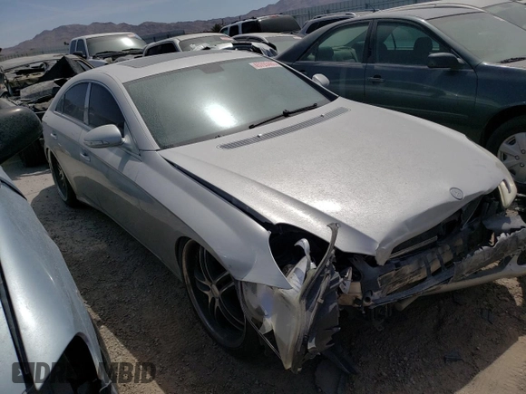 2006 Mercedes-Benz CLS-Class with VIN WDDDJ75X56A046610, listed as a Copart auction lot 45793485 with 0 mi miles and Salvage Title. Bid and sale history available at carsss.com. Image 4.