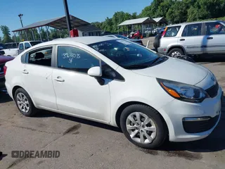 2017 Kia Rio LX z VIN KNADM4A32H6010797, wystawiony jako IAAI lot #39638075 z przebiegiem 51 977 mil mil oraz . Historia ofert i sprzedaży dostępna na DreamBid. Obrazek 13.