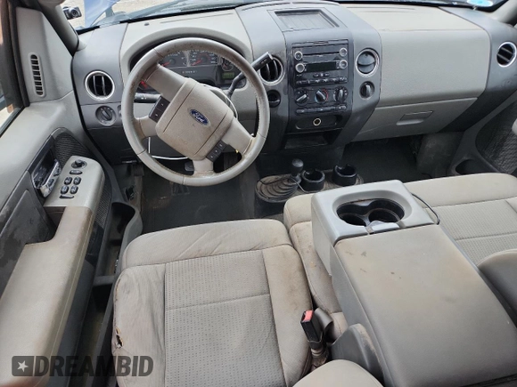 2008 Ford F-150 XLT z VIN 1FTPX14V38FC16407, wystawiony jako Copart lot #58005985 z przebiegiem 255 560 mil mil oraz Nie do naprawy • Non repairable. Historia ofert i sprzedaży dostępna na DreamBid. Obrazek 8.