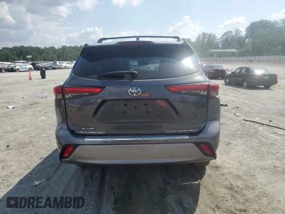 2022 Toyota Highlander Platinum with VIN 5TDFZRBH7NS182601, listed as a Copart auction lot 61832475 with 61,958 mi miles and Salvage title. Bid and sale history available at DreamBid. Image 6.