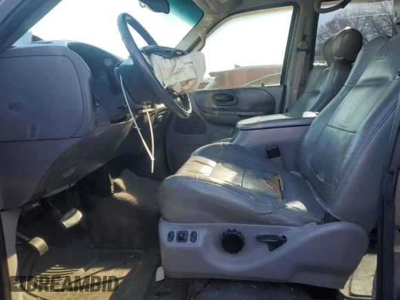 2002 Ford F-150 XLT with VIN 1FTRW08L62KB73629, listed as a Copart auction lot 83571304 with 201,816 mi miles and Salvage Title. Bid and sale history available at carsss.com. Image 7.