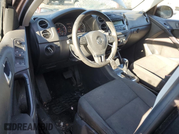 2013 Volkswagen Tiguan S with VIN WVGAV3AX2DW578442, listed as a Copart auction lot 41831045 with 236,761 mi miles and Clean title. Bid and sale history available at DreamBid. Image 8.