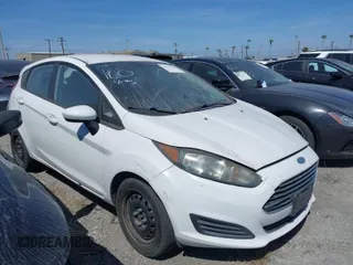 2016 Ford Fiesta S z VIN 3FADP4TJ6GM171745, wystawiony jako IAAI lot #41924984 z przebiegiem 111 925 mil mil oraz . Historia ofert i sprzedaży dostępna na DreamBid. Obrazek 1.