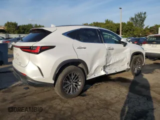 2022 Lexus NX with VIN 2T2GGCEZ5NC002810, listed as a Copart auction lot 43250215 with 11,717 mi miles and Salvage Title. Bid and sale history available at carsss.com. Image 3.