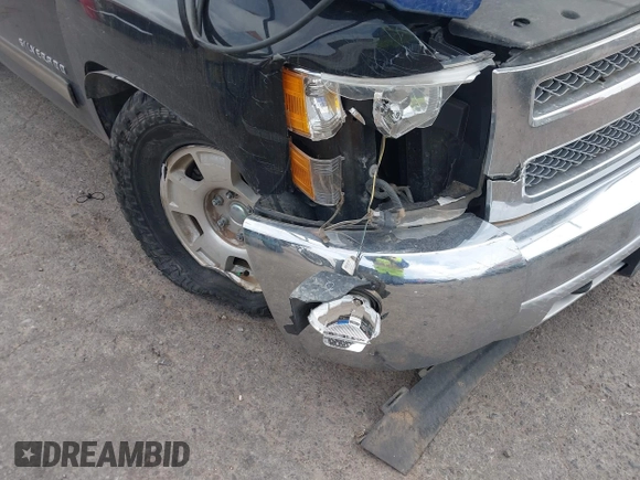 2013 Chevrolet Silverado 1500 LT with VIN 3GCPKSE72DG294500, listed as a IAAI auction lot 41619152 with 125,648 mi miles. Bid and sale history available at carsss.com. Image 6.