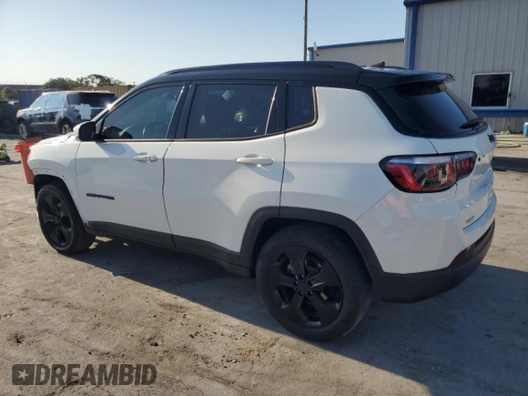 2018 Jeep Compass Latitude with VIN 3C4NJCBB9JT318383, listed as a Copart auction lot 53422815 with 98,482 mi miles and Salvage Title. Bid and sale history available at carsss.com. Image 2.