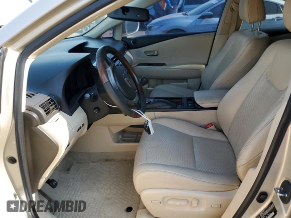 2013 Lexus RX 350 z VIN 2T2BK1BA1DC198867, wystawiony jako Copart lot #60438355 z przebiegiem 184 649 mil mil oraz Szkoda całkowita • Salvage title. Historia ofert i sprzedaży dostępna na DreamBid. Obrazek 7.